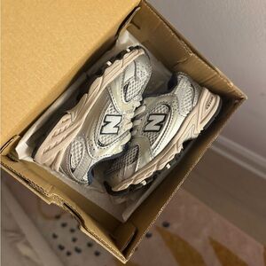 New Balance Kids' Silver and Gray Sneakers